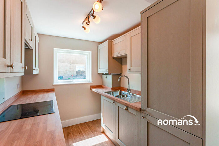 Terraced House To Rent In Argyle Terrace, Bath, Somerset, BA2