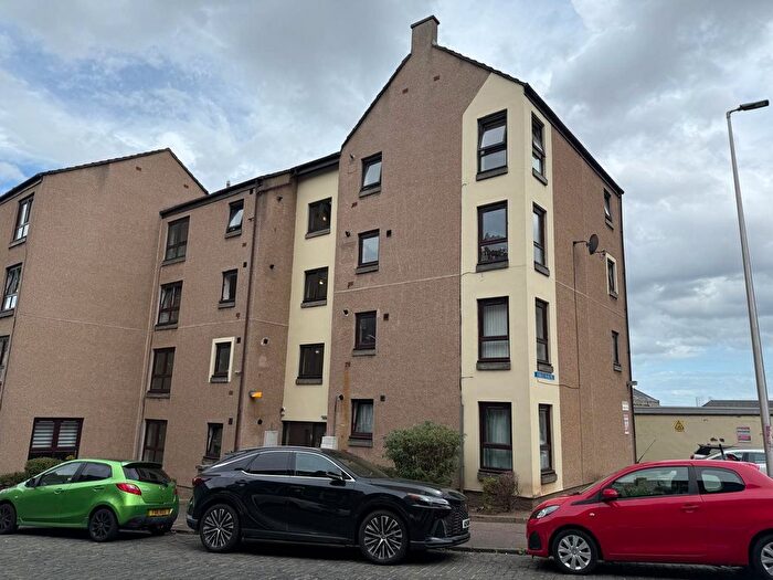 1 Bedroom Flat To Rent In Forest Park Road, Dundee, DD1