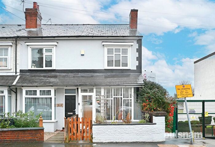 2 Bedroom Terraced House For Sale In Park Road, Bearwood, West Midlands, B67