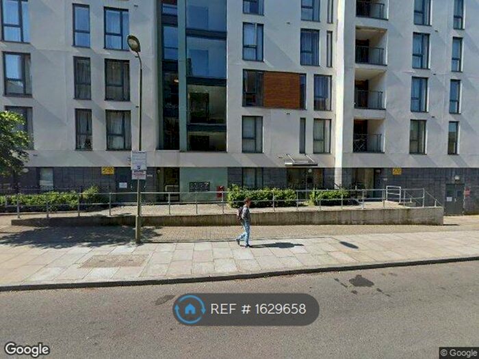 3 Bedroom Flat To Rent In Colindale, London, NW9