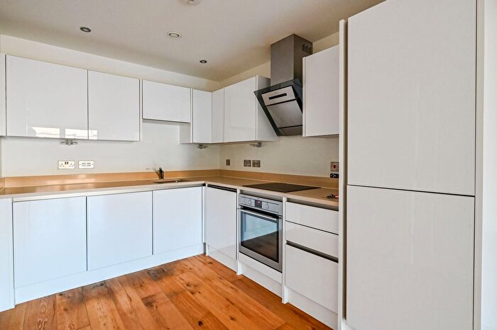 1 Bedroom Flat For Sale In Euler Court, Bow, London, E3