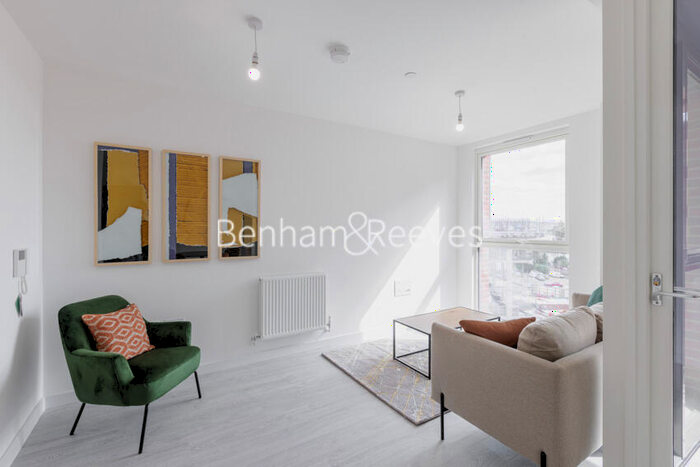 1 Bedroom Apartment To Rent In Shearwater Drive, Hampstead, NW9