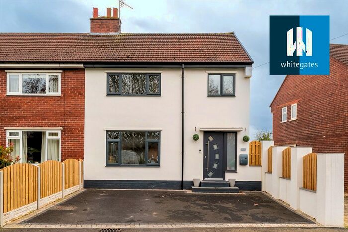 3 Bedroom Semi-Detached House For Sale In Lakeside Estate, Ryhill, Wakefield, West Yorkshire, WF4