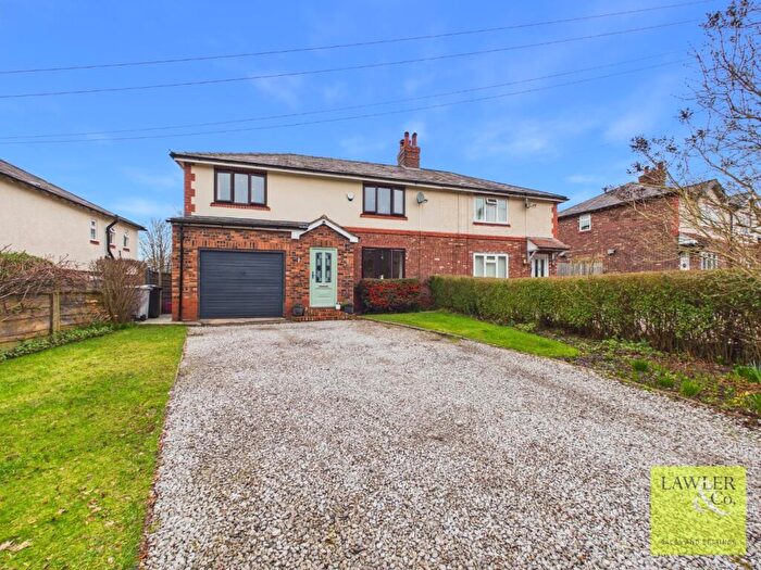 4 Bedroom Semi Detached House For Sale In Coppice Road, Poynton, Stockport, Cheshire, SK12