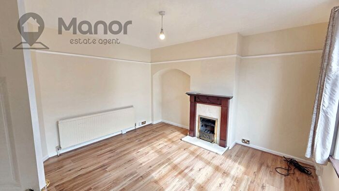 2 Bedroom End Of Terrace House To Rent In Woodward Road, Dagenham, RM9