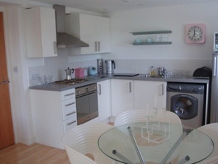2 Bedroom Flat To Rent In , Lakeside Rise, Blackley, M9