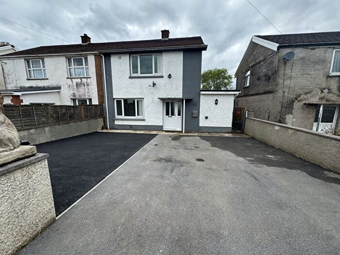 3 Bedroom Property To Rent In Heol Y Waun, Maesycrugiau, Capel Dewi, Llandysul, SA39