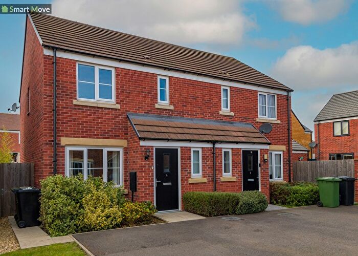 3 Bedroom Semi-Detached House To Rent In Fenton Close, Hampton Gardens, Peterborough., PE7