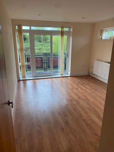 2 Bedroom Flat To Rent In Hulton Mount, St. Helens Road, Bolton, Lancashire, BL3