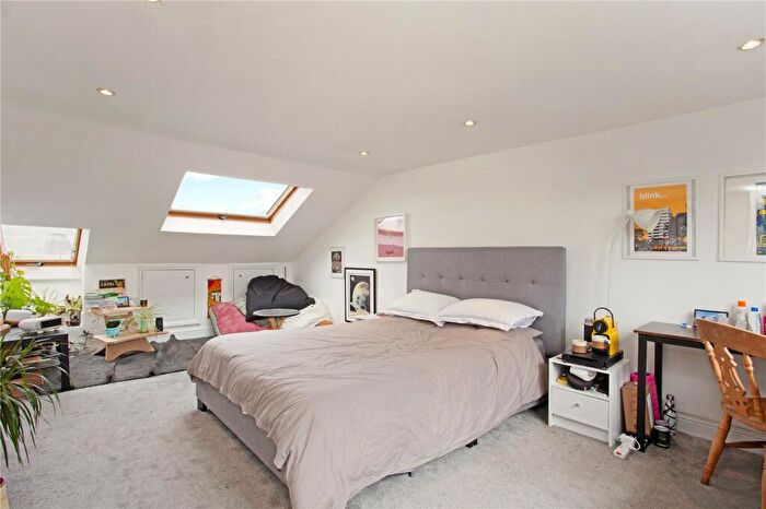 4 Bedroom Terraced House To Rent In Ivydale Road, London, SE15
