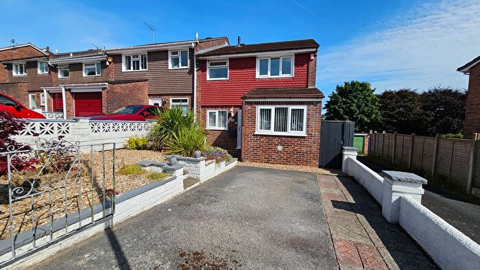 4 Bedroom Semi-Detached House For Sale In Mary Dean Avenue, Plymouth, PL5