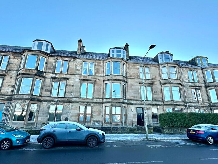 2 Bedroom Flat To Rent In Underwood Road, Paisley, Renfrewshire, PA3