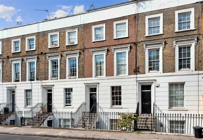 3 Bedroom Flat To Rent In New North Road, London, N1