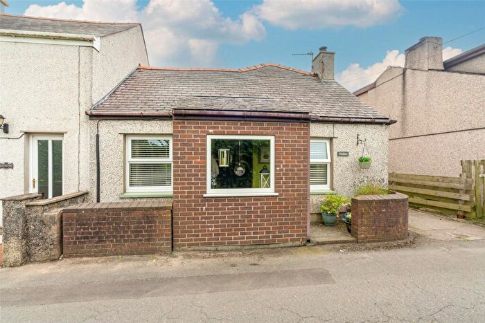 3 Bedroom End Of Terrace House For Sale In David Street, Malltraeth, Bodorgan, Isle Of Anglesey, LL62