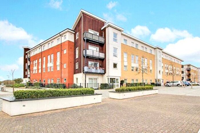 1 Bedroom Flat To Rent In Thorney House, Drake Way, Reading, RG2