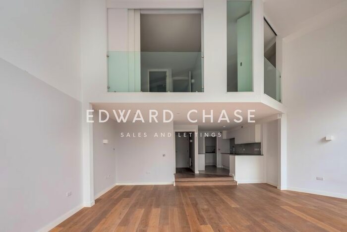 2 Bedroom Flat To Rent In Loft Haus, Duplex Apartment, Romford, RM1