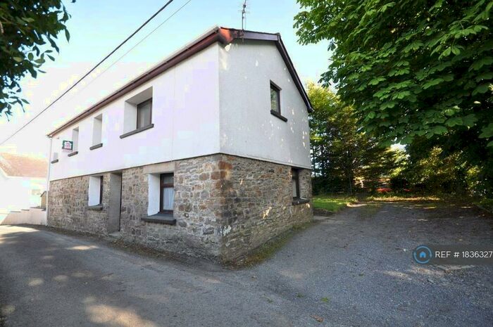 3 Bedroom Flat To Rent In Glantaf, St. Clears, SA33