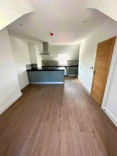 2 Bedroom Flat To Rent In East Avenue, Leicester, LE2