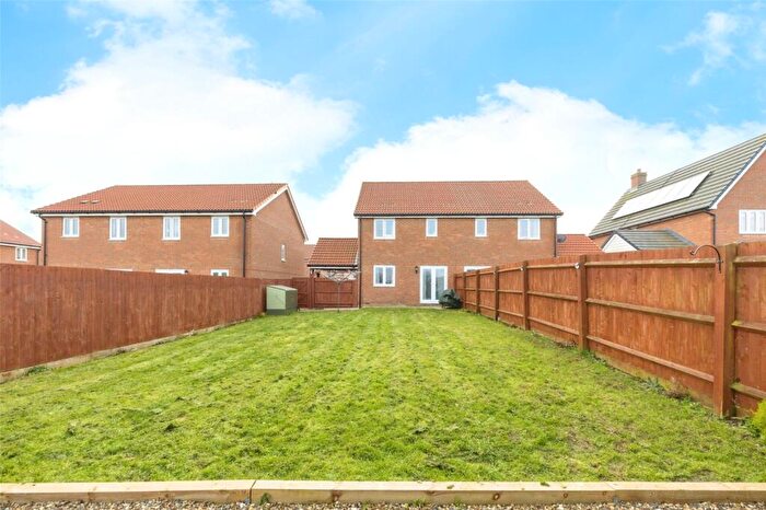 3 Bedroom Semi-Detached House For Sale In Wheatsheaf Square, Whitfield, Dover, Kent, CT16