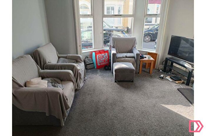 4 Bedroom Terraced House To Rent In Belgrave Road, Liverpool, Merseyside, L17