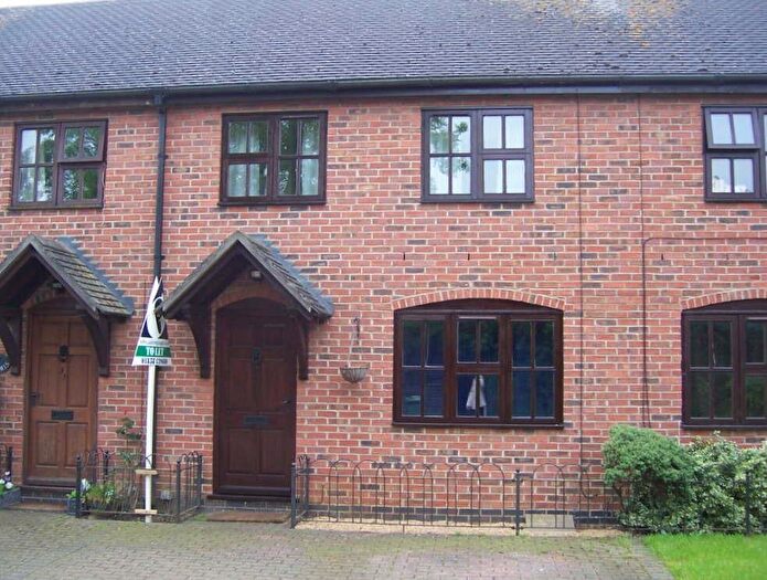 2 Bedroom Terraced House To Rent In Rugby Close, Market Harborough, LE16