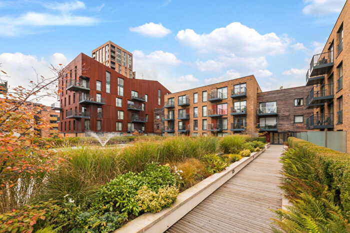 2 Bedroom Flat For Sale In Royal Victoria Gardens, Whiting Way, SE16