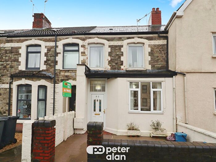 3 Bedroom Semi Detached House For Sale In Harriet Street, Cardiff, CF24