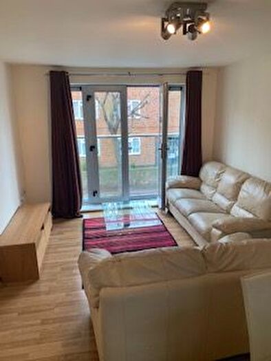 1 Bedroom Flat To Rent In Rosedene Terrace, E10