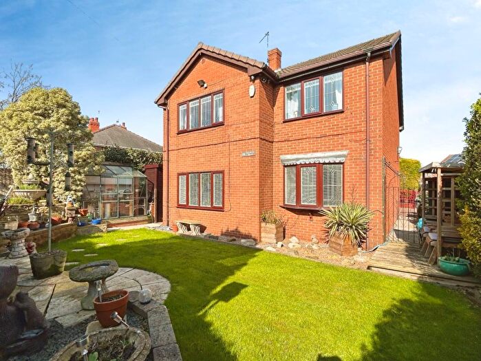 4 Bedroom Detached House For Sale In Barnsley Road, Goldthorpe, Rotherham, S63