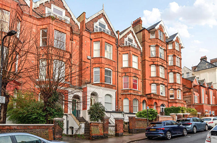 Apartment For Sale In Greencroft Gardens, London, NW6
