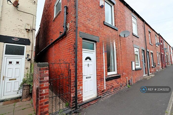 3 Bedroom End Of Terrace House To Rent In Cudworth, Barnsley, S72