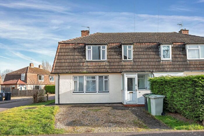 3 Bedroom Semi Detached House For Sale In Burley Crescent, Oakham, LE15