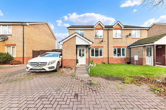 3 Bedroom Semi-Detached House For Sale In High Street, Great Eversden, CB23