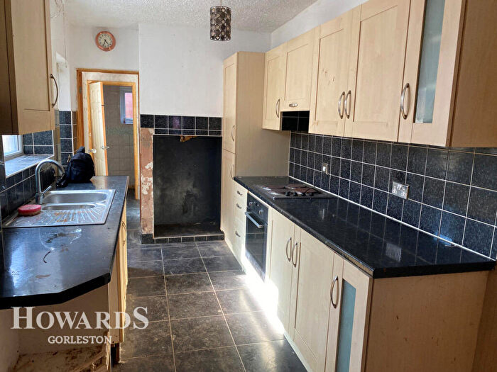 3 Bedroom Terraced House For Sale In High Road, Gorleston, NR31