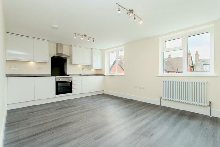 1 Bedroom Flat To Rent In Church Lane, Crouch End, N8