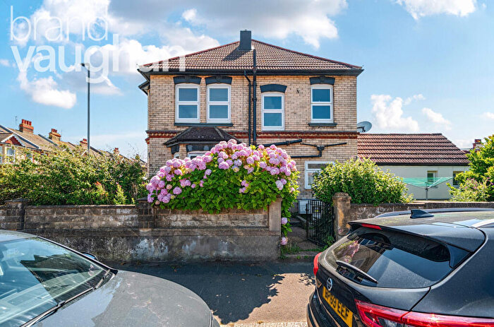 2 Bedroom Flat To Rent In St Aubyns Road, Portslade, Brighton, BN41