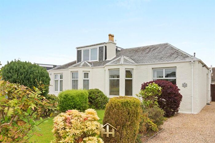 2 Bedroom Semi-Detached Bungalow For Sale In Muirfield Road, Dundee, DD3