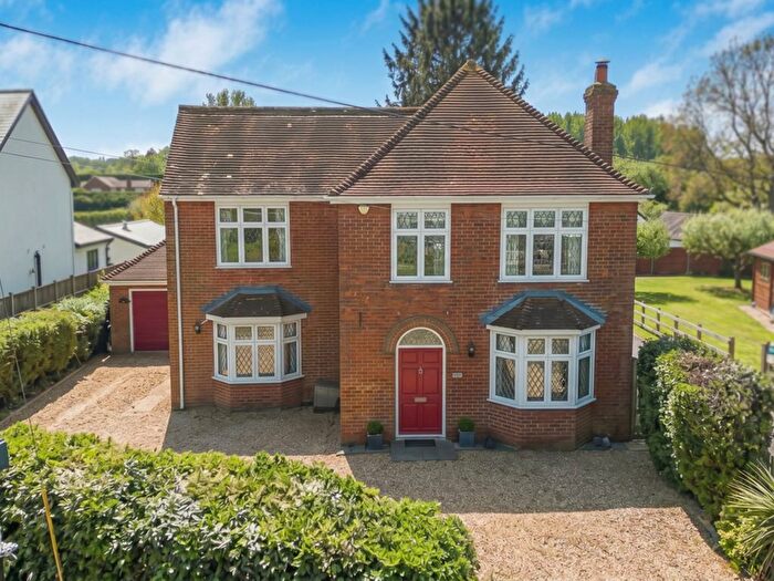 4 Bedroom Detached House For Sale In Milley Road, Reading, RG10
