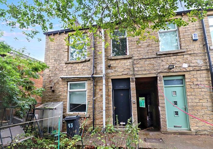 2 Bedroom End Terrace House For Sale In Fair Street, Huddersfield, West Yorkshire, HD1