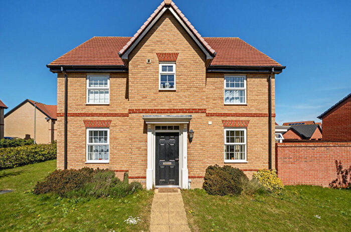 4 Bedroom Detached House For Sale In Brickle Wood Avenue, Poringland, Norwich, NR14