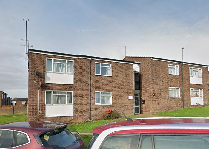 3 Bedroom Flat To Rent In Hamlet Drive, Colchester, CO4