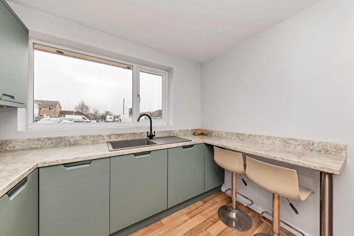 2 Bedroom Semi-Detached Bungalow For Sale In Tennyson Avenue, St. Ives, PE27