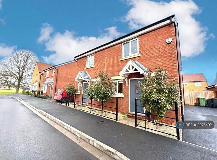 2 Bedroom Semi Detached House To Rent In Magdalene Close, Swindon, SN3
