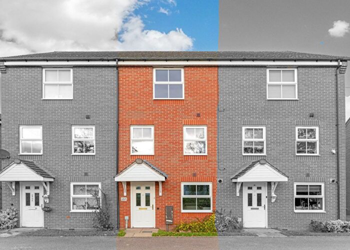 4 Bedroom Town House For Sale In Hillmorton Road, Rugby, CV22