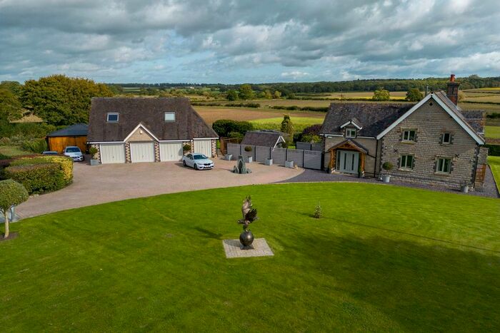 4 Bedroom Detached House For Sale In Croome D'abitot, Severn Stoke, Worcestershire, WR8