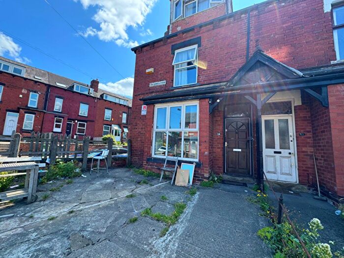 4 Bedroom End Terrace House To Rent In Brudenell View, Hyde Park, Leeds, LS6