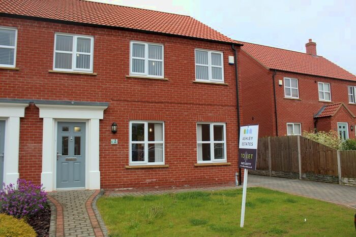 4 Bedroom Semi-Detached House To Rent In Maple Walk, Laceby DN37