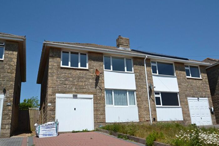 3 Bedroom Semi-Detached House For Sale In Colenutts Road, Ryde, Isle Of Wight, PO33