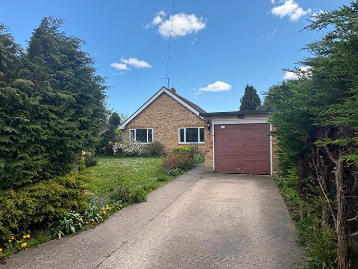 2 Bedroom Detached Bungalow For Sale In Crossgate Crescent, Pinchbeck, PE11