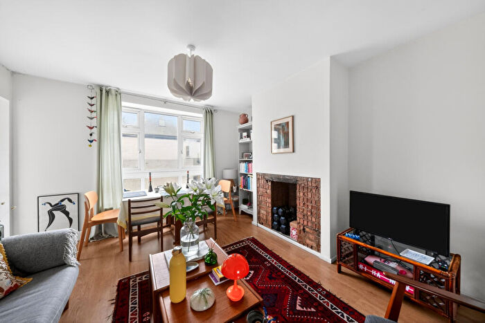 2 Bedroom Apartment To Rent In Beecholme Estate, Prout Road, London, E5